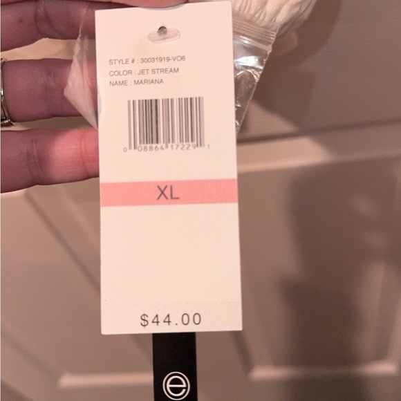 NWT Maternity Flutter & Kick XL Blouse - Picture 2 of 3